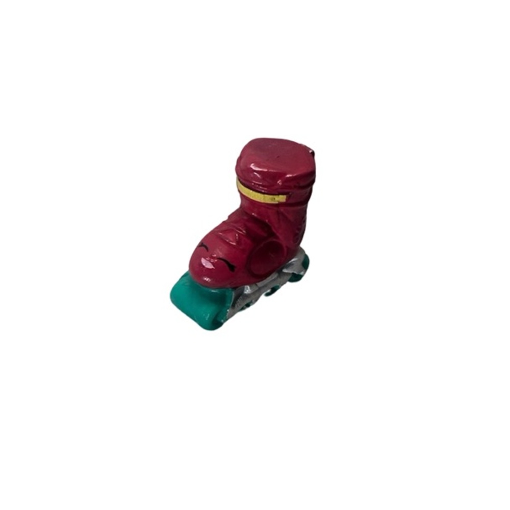 Shopkins Maroon and Teal Roller Skate Playset Accessory